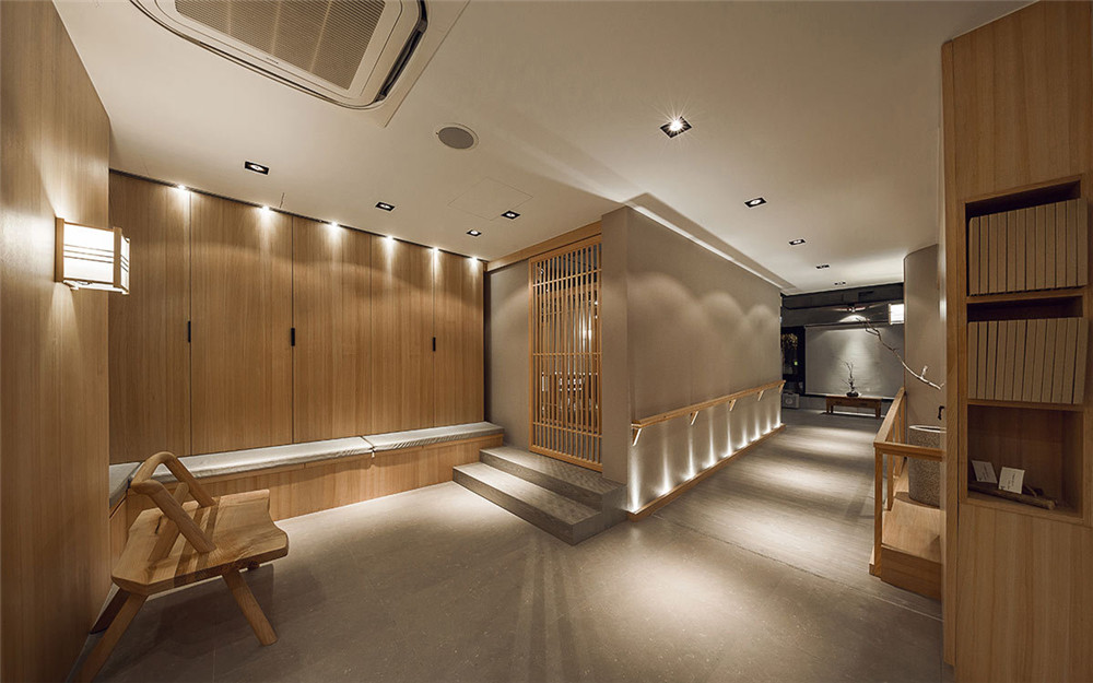 鄭州日本壽喜燒餐廳裝修公司設(shè)計(jì)案例