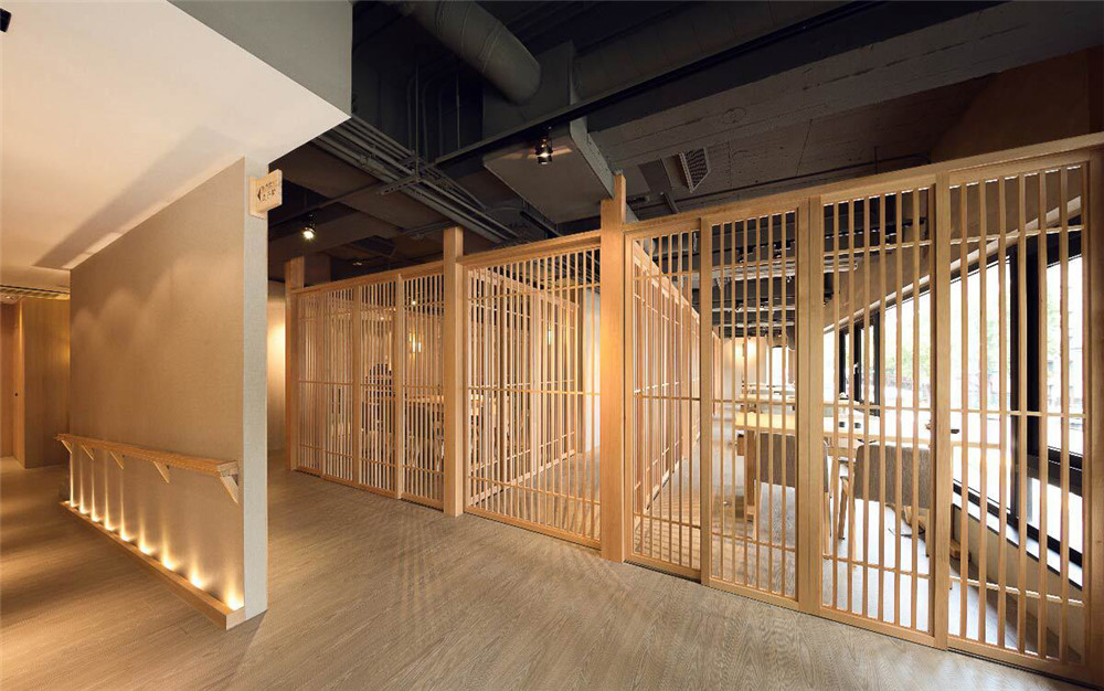 鄭州日本壽喜燒餐廳裝修公司設(shè)計(jì)案例